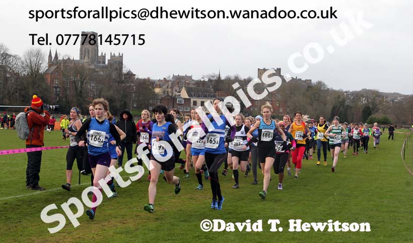 Senior womens Durham Cathedral Relays. Photo: David T. Hewitson/Sports for All Sports